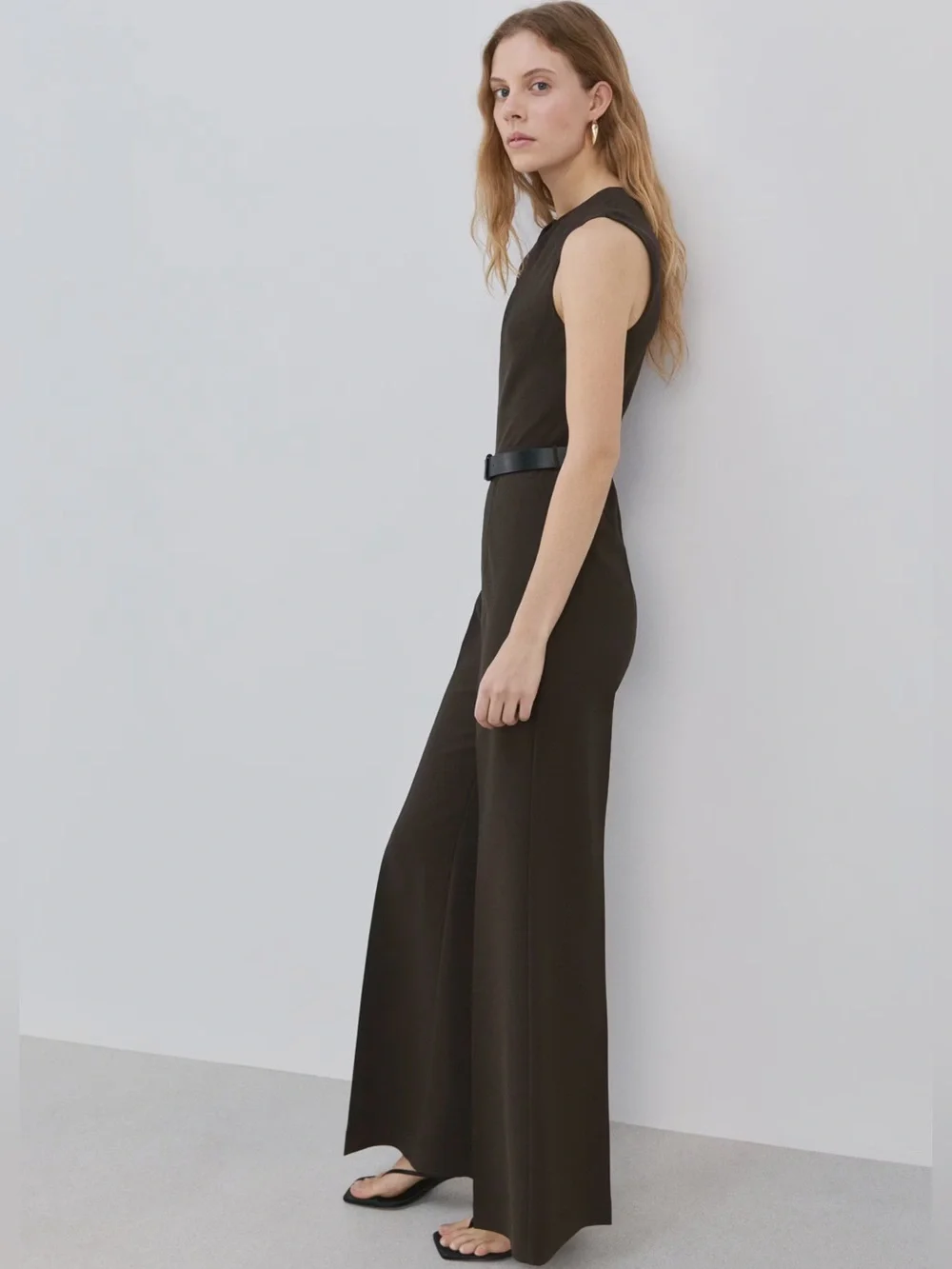 🔥NWT Jumpsuit with Belt